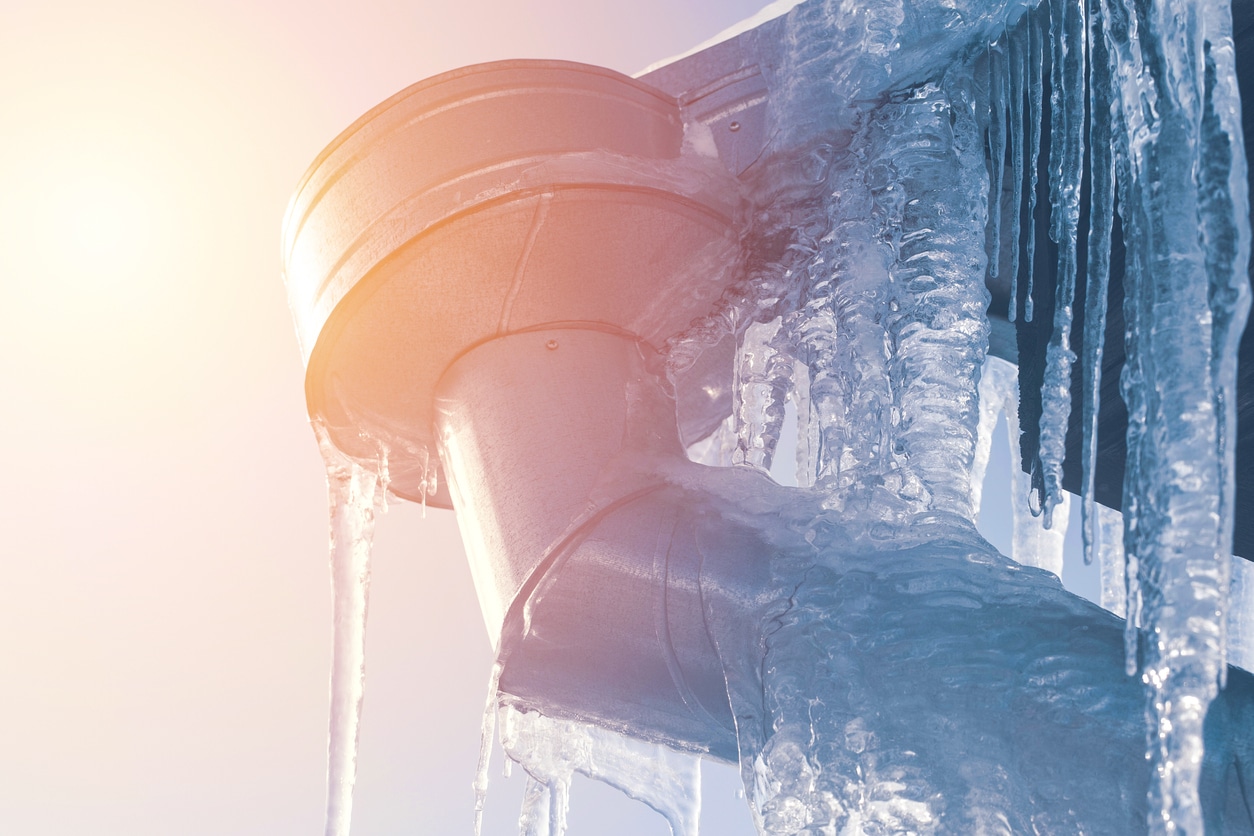 Ice Dam Prevention: How to Do It