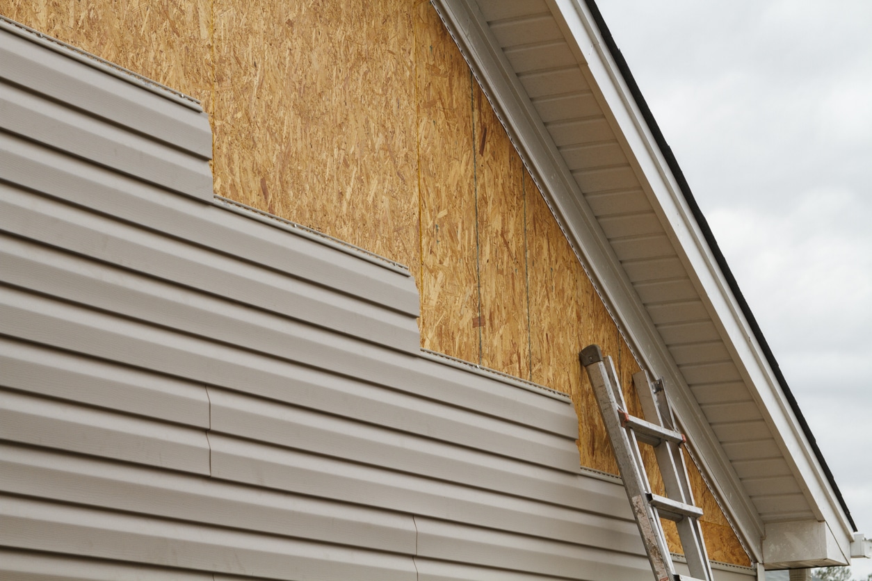 How to Protect your Siding in Winter
